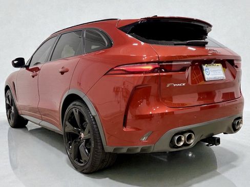 Used 2021 Jaguar F-PACE SVR image 10
