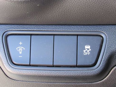 Used 2024 Kia Forte LXS FWD image 23