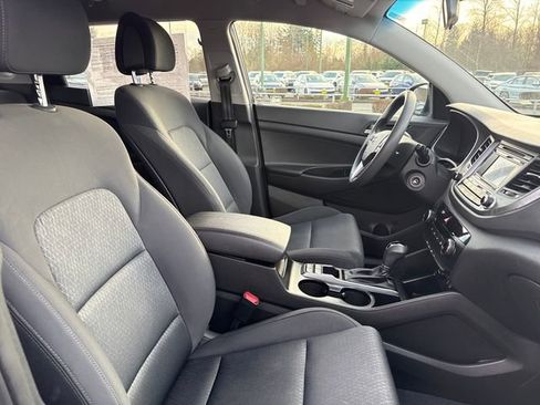 Used 2017 Hyundai Tucson SE image 9