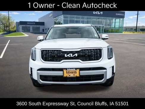 Used 2024 Kia Telluride EX w/ EX Captain's Chair Package AWD/4WD image 2