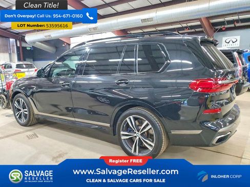 Used 2020 BMW X7 M50i w/ Dynamic Handling Package AWD/4WD image 3