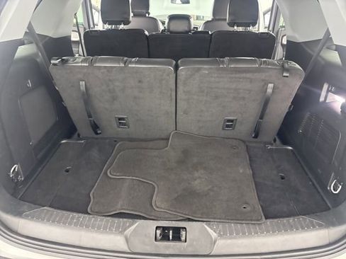 Used 2024 Ford Explorer Limited image 26