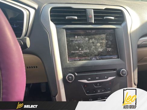 Used 2013 Ford Fusion SE FWD image 14