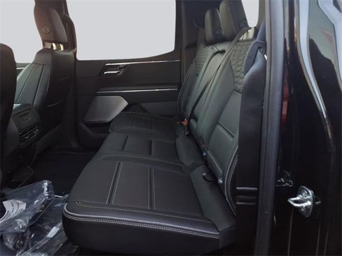 New 2025 GMC Sierra EV Denali image 16