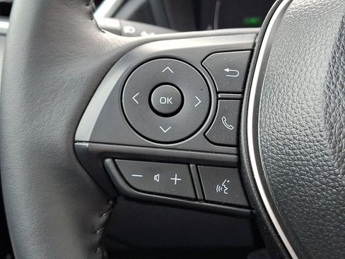 Used 2026 Toyota Corolla Cross AWD Hybrid w/ Moonroof Package image 21