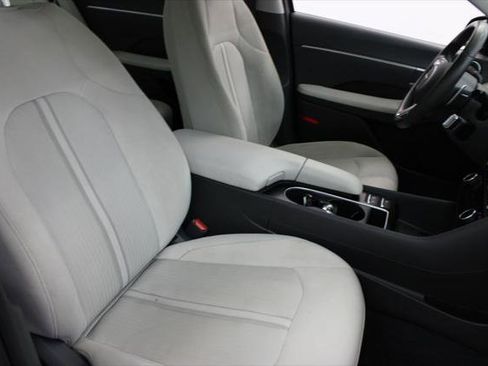 Used 2025 Hyundai Sonata SEL FWD image 23