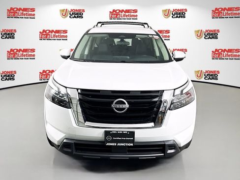 Certified 2025 Nissan Pathfinder SV AWD/4WD image 12