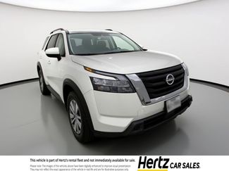 Used 2025 Nissan Pathfinder SV video 1