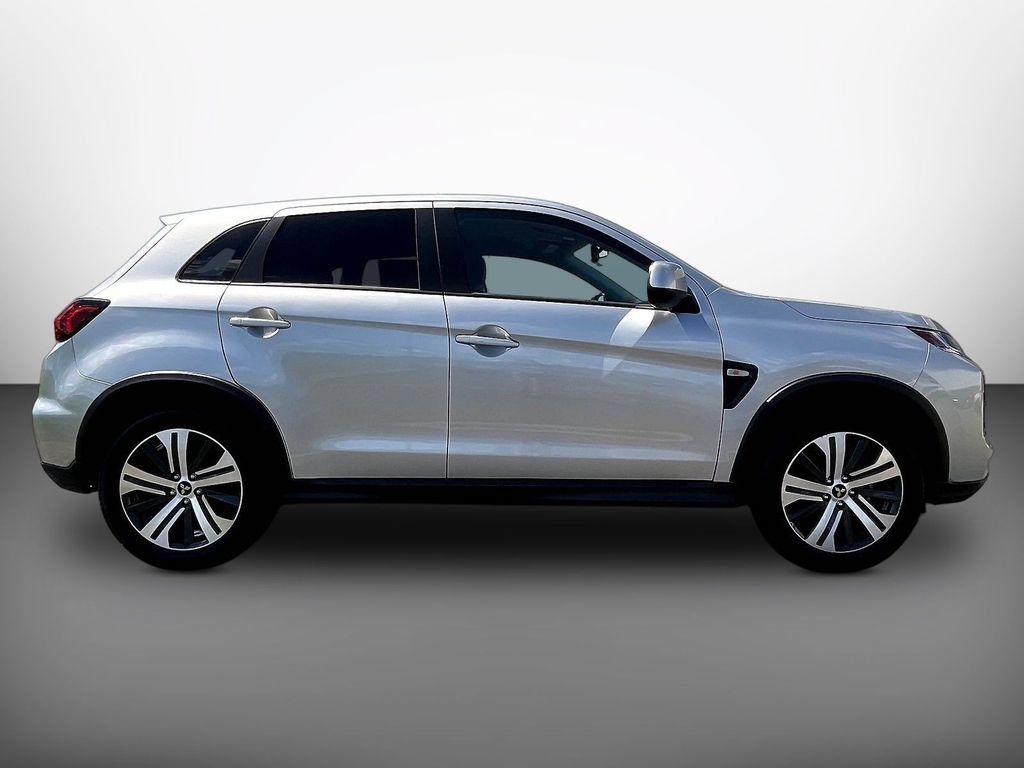 Used 2024 Mitsubishi Outlander Sport AWD image 8