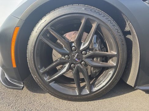 Used 2017 Chevrolet Corvette Stingray Coupe image 9