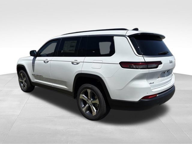 New 2026 Jeep Grand Cherokee L Limited w/ Trailer Tow Package AWD/4WD image 2