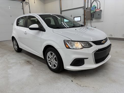 Used 2020 Chevrolet Sonic LT FWD image 5