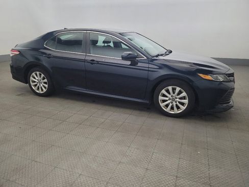 Used 2019 Toyota Camry LE FWD image 11