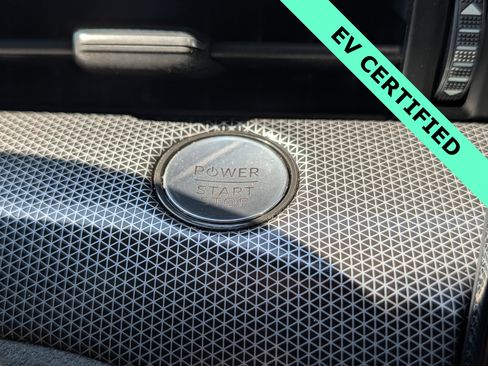 Certified 2025 Ford Mustang Mach-E GT image 33