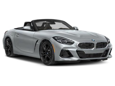 Used 2024 BMW Z4 M40i w/ Premium Package image 9