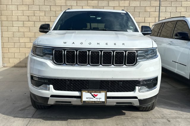 Used 2024 Jeep Wagoneer Series II RWD image 2