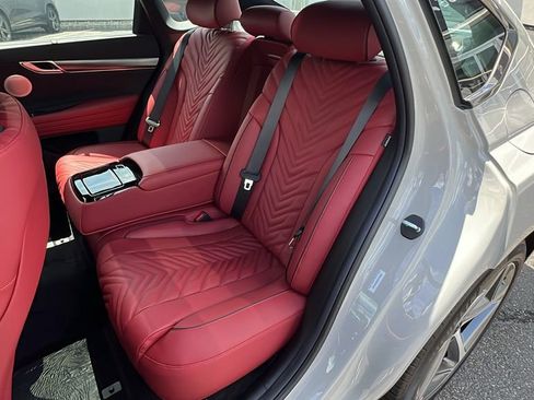 Used 2025 Genesis G80 3.5T Sport image 39