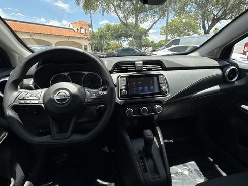 Used 2025 Nissan Versa S w/ Trunk Package FWD image 16