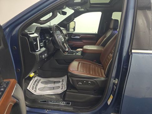 Used 2024 GMC Sierra 2500 Denali Ultimate w/ LPO, GMC Protection Package AWD/4WD image 3