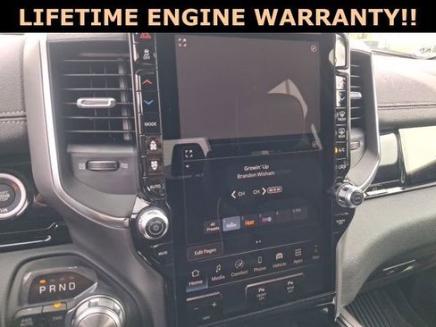 New 2026 RAM 1500 Laramie AWD/4WD image 7
