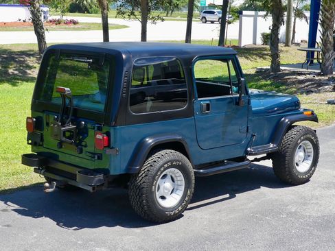 Used 1995 Jeep Wrangler Rio Grande AWD/4WD image 21
