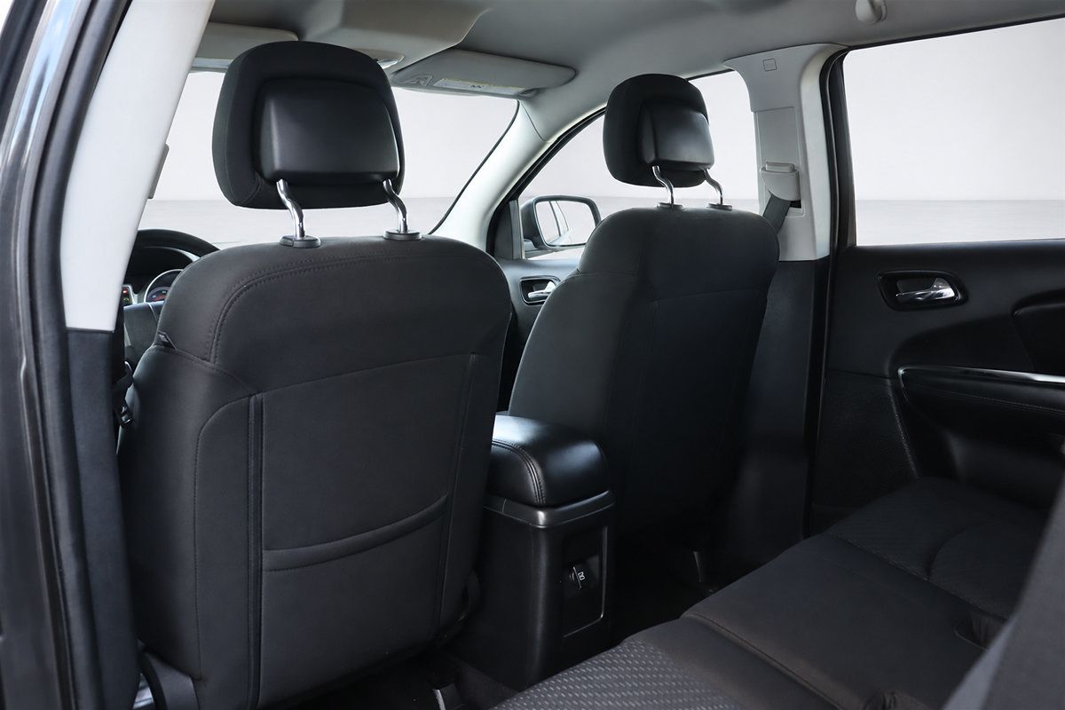 Used 2017 Dodge Journey SXT FWD image 20