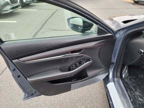 New 2026 MAZDA MAZDA3 Carbon image 17