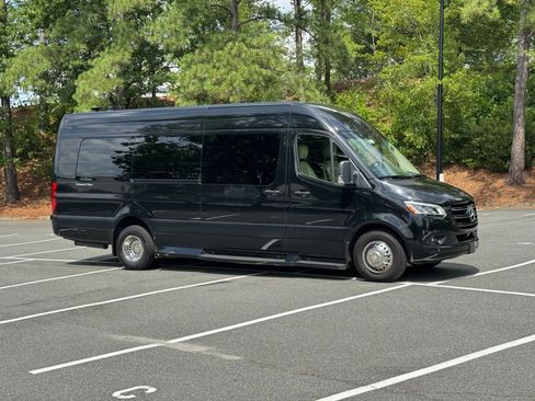 Used 2022 Mercedes-Benz Sprinter 3500 image 15