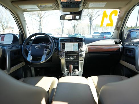 Used 2021 Toyota 4Runner Limited image 6