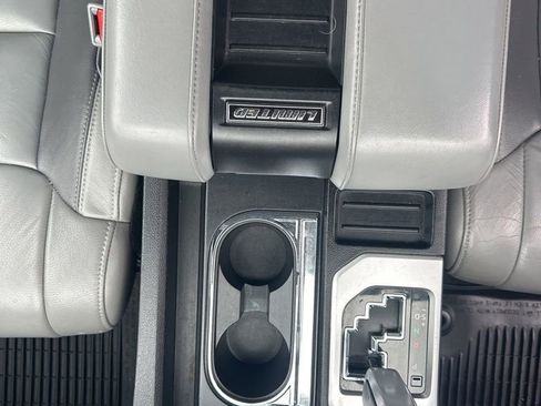 Used 2018 Toyota Tundra Limited w/ Limited Premium Package image 37