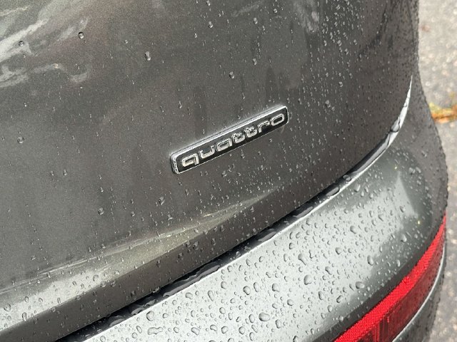 Used 2023 Audi Q5 2.0T Premium Plus AWD/4WD image 13