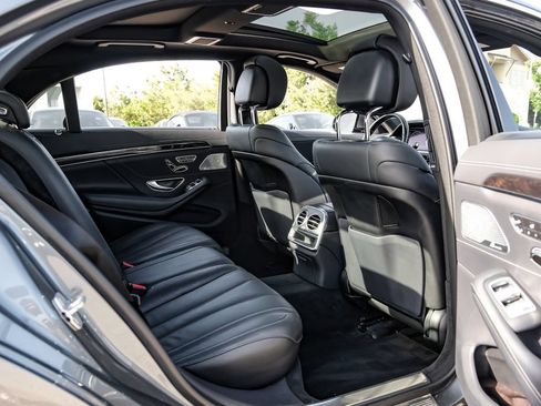 Used 2016 Mercedes-Benz S 550 Sedan image 32