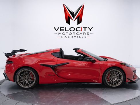 Used 2026 Chevrolet Corvette Z06 w/ Z07 Performance Package RWD image 13