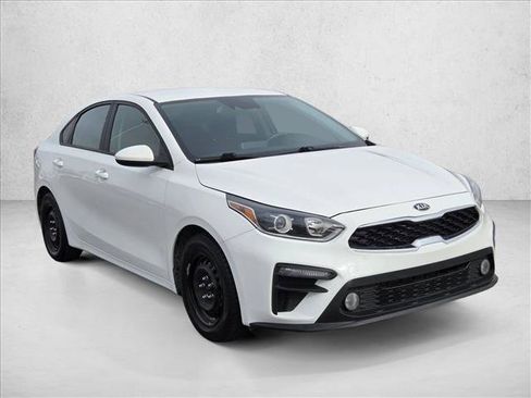 Used 2021 Kia Forte Sedan image 3