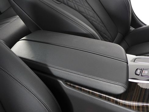 Used 2023 BMW 530i w/ Convenience Package RWD image 16