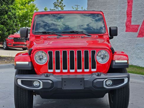 Used 2020 Jeep Wrangler Unlimited Sahara AWD/4WD image 2