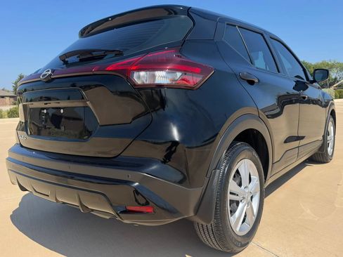 Used 2023 Nissan Kicks S w/ Interior Electronics Package FWD image 13