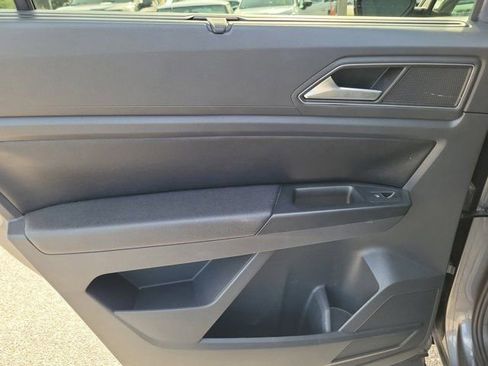 Used 2018 Volkswagen Atlas SE FWD image 12