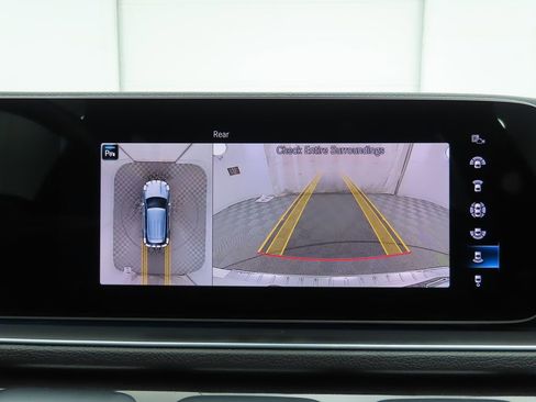 Used 2023 Mercedes-Benz GLE 450 4MATIC image 15