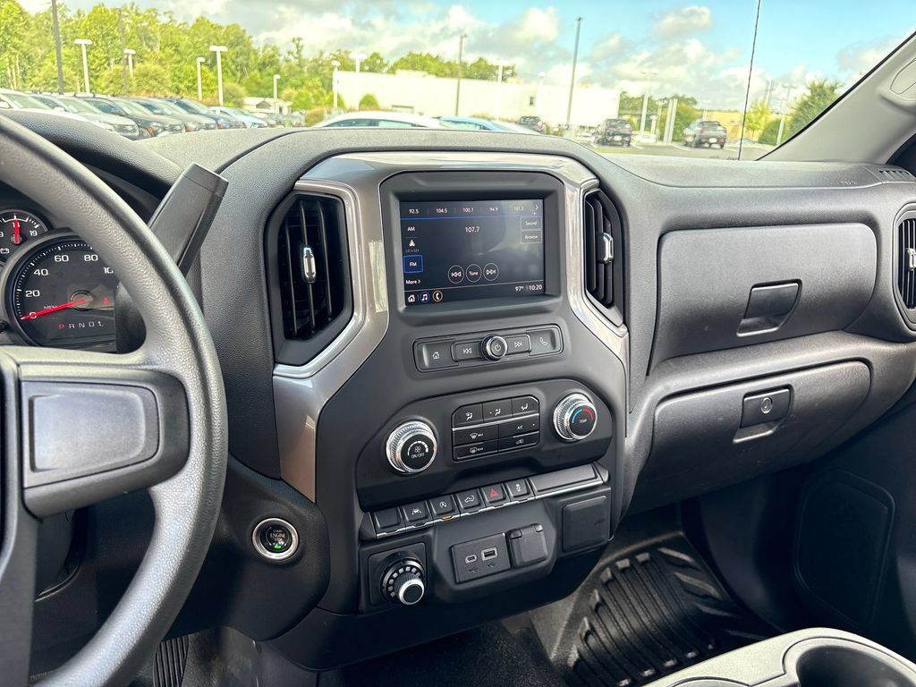 Used 2023 GMC Sierra 1500 Pro w/ Pro Value Package AWD/4WD image 18