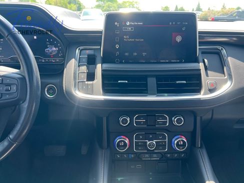 Certified 2022 GMC Yukon XL AT4 w/ Technology Package AWD/4WD image 16