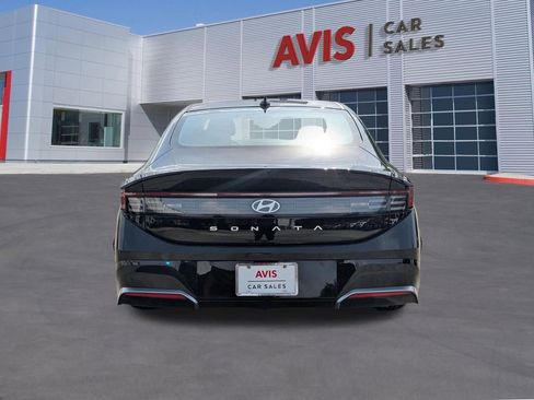 Used 2025 Hyundai Sonata SEL FWD image 7