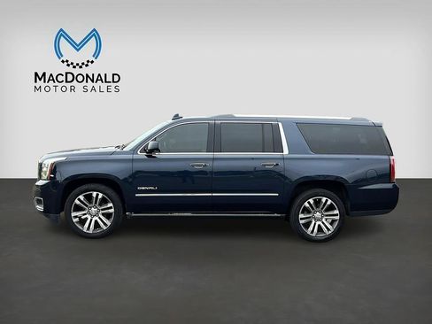 Used 2018 GMC Yukon XL Denali w/ Denali Ultimate Package AWD/4WD image 4