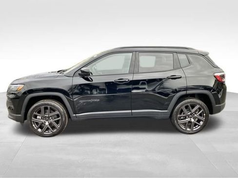 New 2026 Jeep Compass Latitude image 4