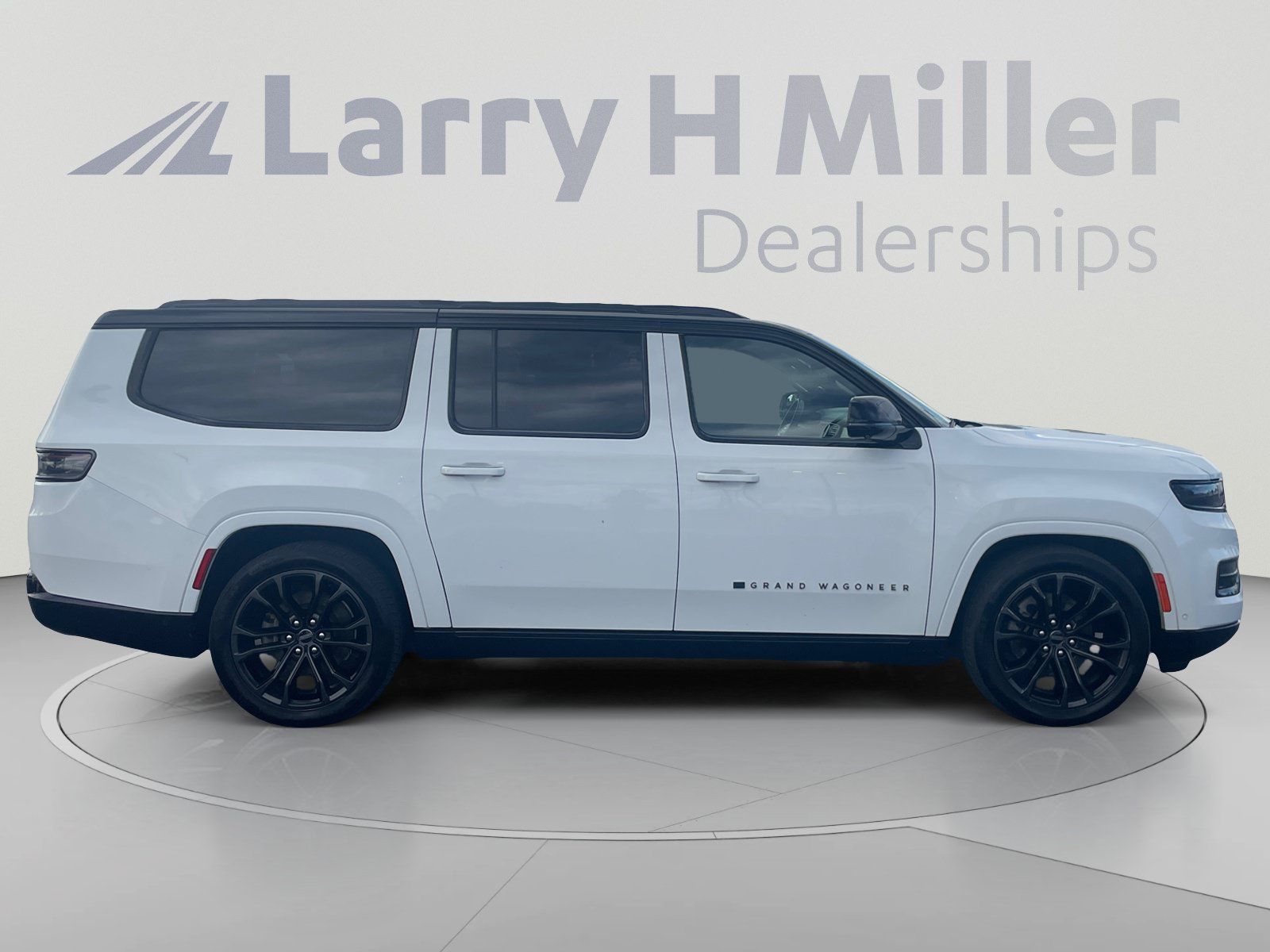 Used 2024 Jeep Grand Wagoneer L Series II w/ Quick Order Packagew 28T AWD/4WD image 6