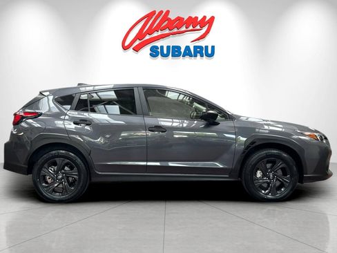 Used 2024 Subaru Crosstrek 2.0i AWD/4WD image 3