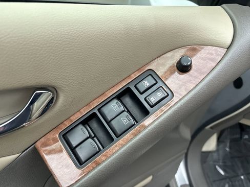 Used 2011 Nissan Murano LE image 10