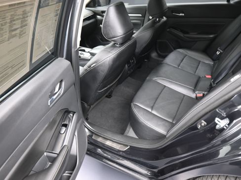 Used 2022 Nissan Altima 2.5 SL AWD/4WD image 18
