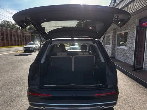 Used 2023 Audi Q7 3.0T Premium Plus AWD/4WD image 18