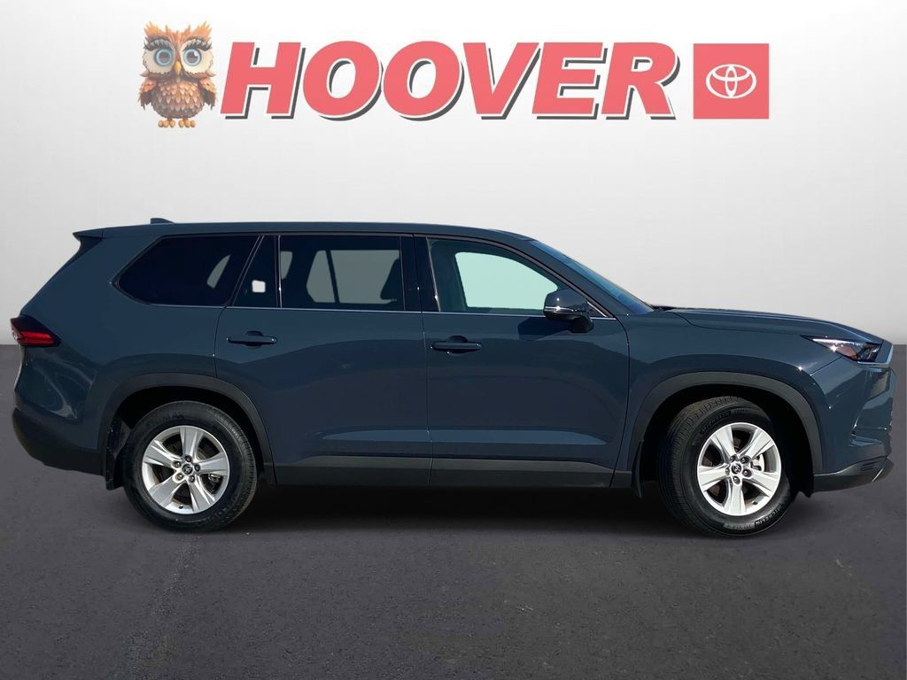 Used 2025 Toyota Grand Highlander FWD image 2